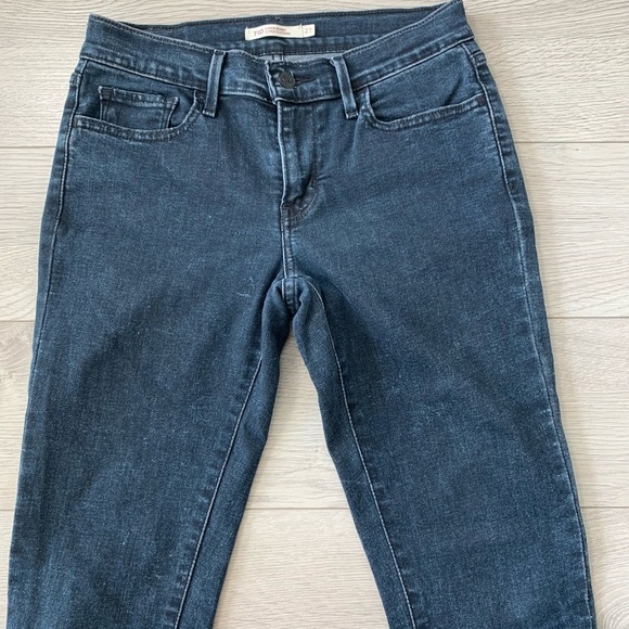Levi’s 710 Super Skinny Raw Hem Mid Rise Jeans - Picture 5 of 16